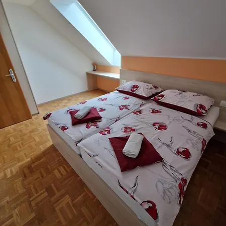 Ravnik Brod 13 *