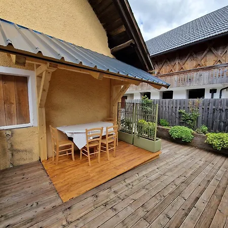 Ravnik Brod 13 Appartement *