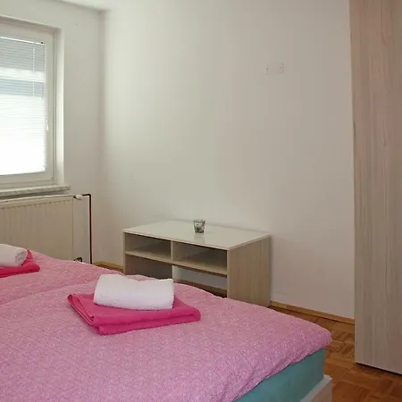 Appartement Ravnik Brod 13 *