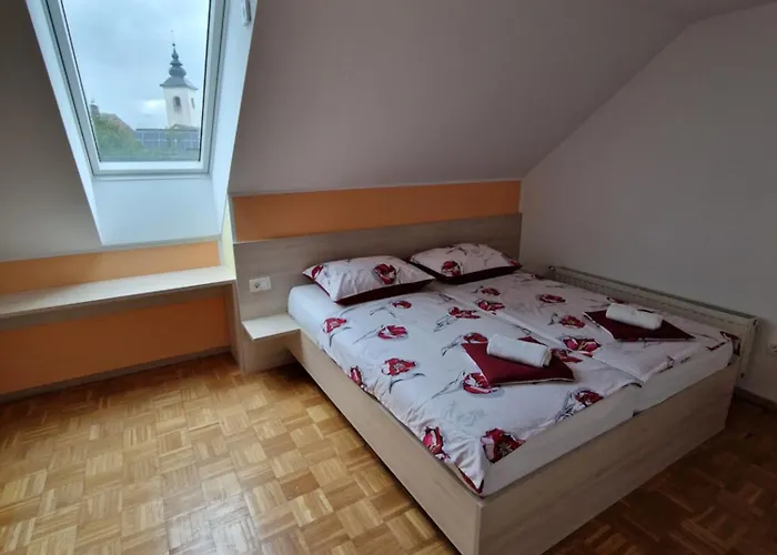 Apartman Ravnik Brod 13 *