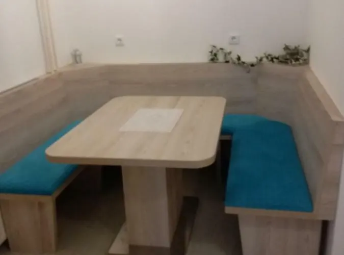 Apartman Ravnik Brod 13 *